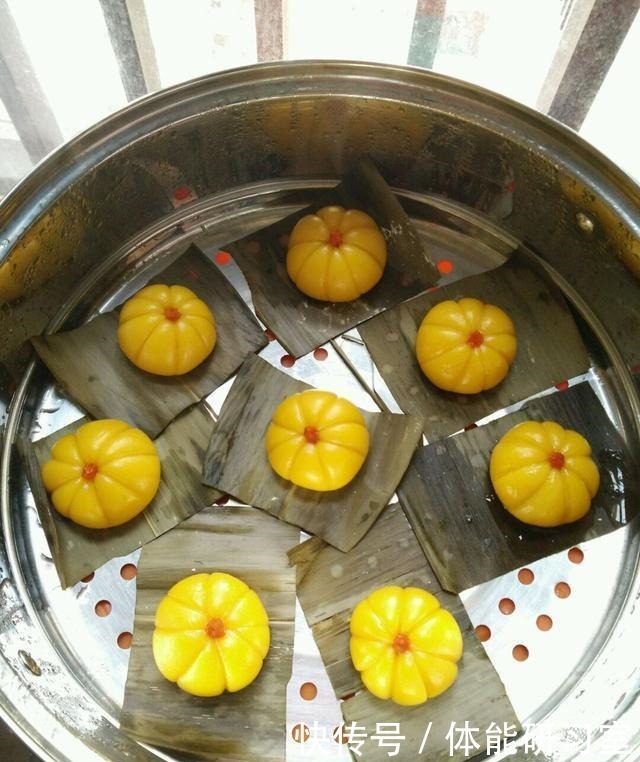 入秋后,别总大鱼大肉,这种食材3元1个,整一锅