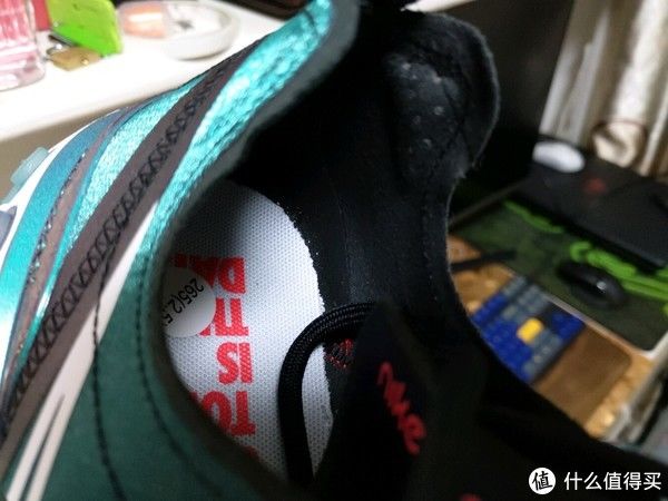  鞋面|肥仔王的鞋柜 篇十五：设计与性价比，可以得兼？Nike React Element 55 七夕特别款