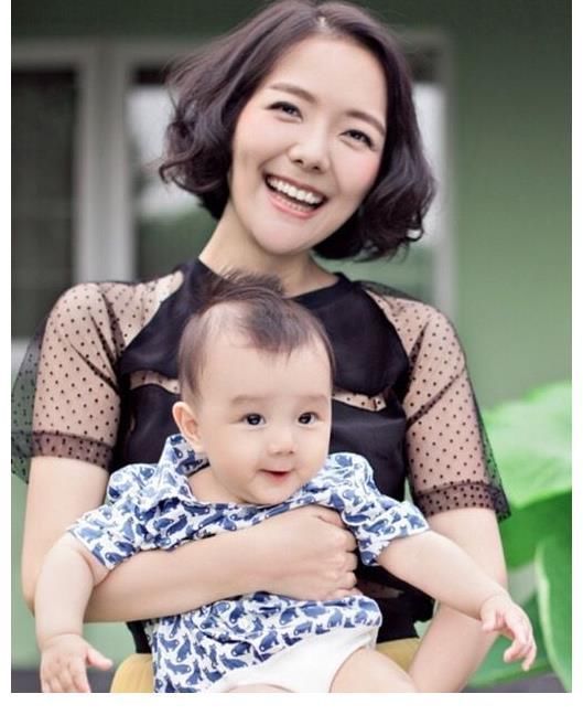 还记得汪涵爱16年的杨乐乐吗?今才42岁,脸却变成这样了