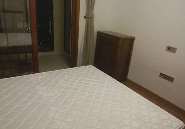 老气|新房交给婆婆装修,一看客厅,我气得大喊一声:土豪啊,心累