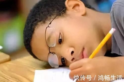 孩子|这几个坏习惯会让孩子越来越笨,但家长却都最喜欢这么做