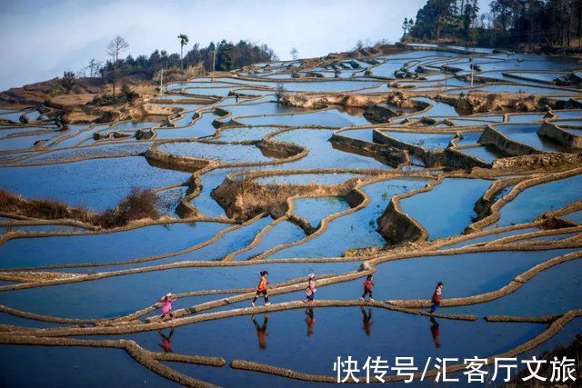 小城|云南人私藏的后花园，比昆明还会吃米线，被低估的宝藏小城