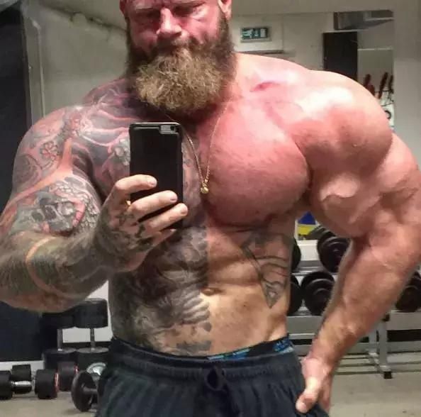 麒麟臂|健身高手在民间,“肌肉半兽人”练出夸张围度,鹿神难以匹敌