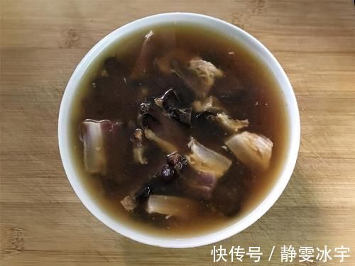 大人|腊肉和笋的完美搭配，简单炒一炒，大人小孩都爱吃