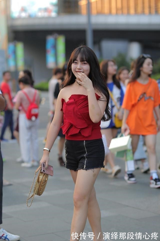 气质 打底裤体现气质,让造型显得时髦不单调,更显质感!