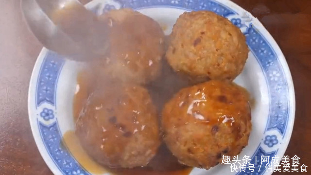 入适量|四喜丸子,营养丰富这季节应多吃,掌握这一秘诀,色泽鲜亮又入味