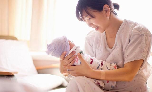 妻子|爸爸姓“日”,给女儿取名想破脑袋,爷爷随口一说全家拍手叫好