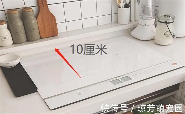 日本人|为何日本人厨房台面边缘要抬高10厘米?原来有3大好处,太实用