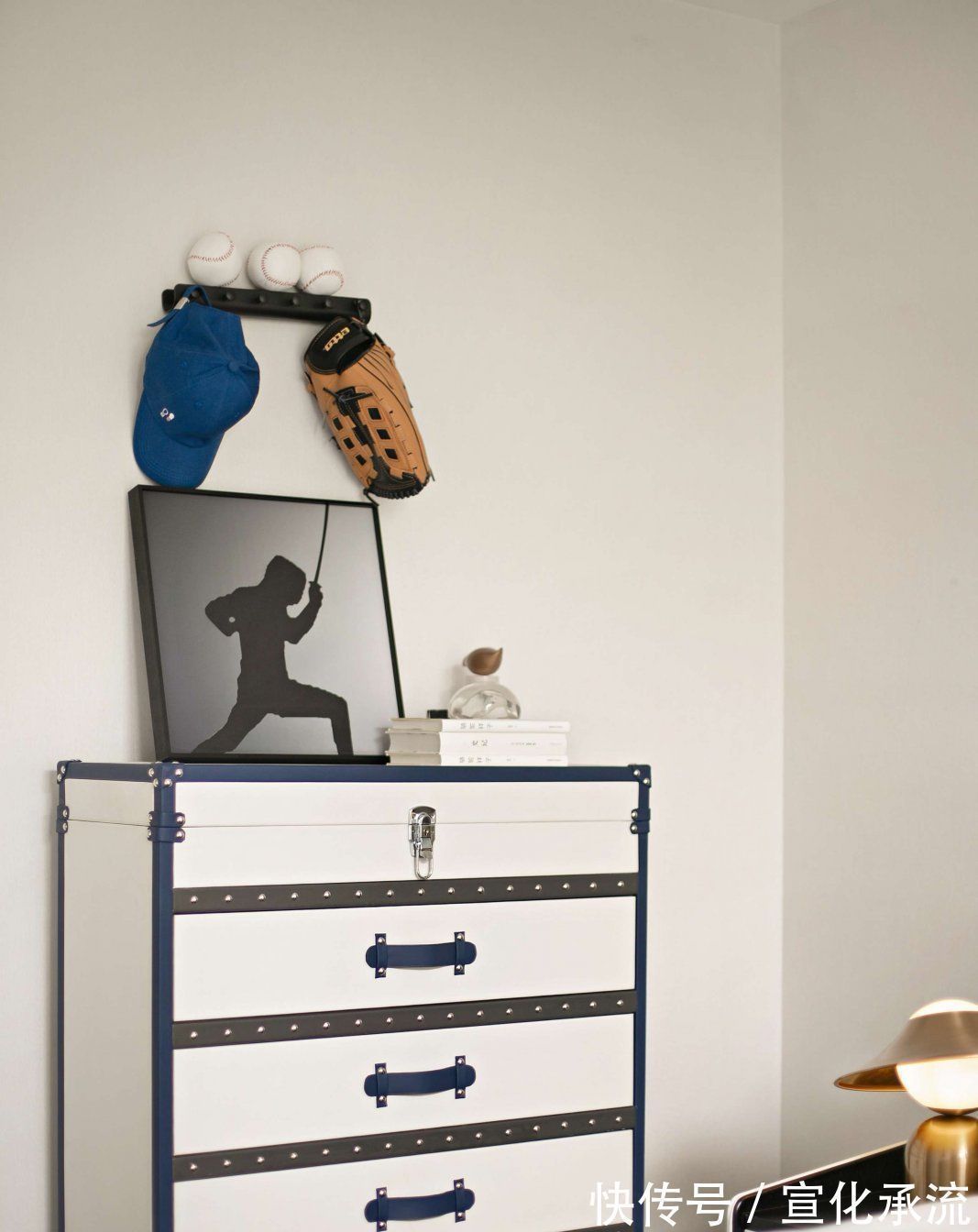 摆件|当诗意遇见新中式,142㎡最美之家,一入户,客厅就足够惊艳到你