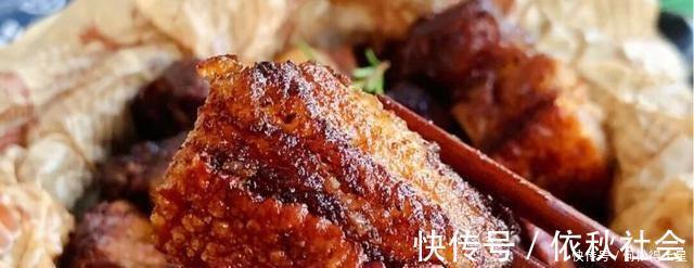 猪皮|家庭式粤式脆皮烤肉，金皮酥去渣，真是鸡儆猴的烤肉店