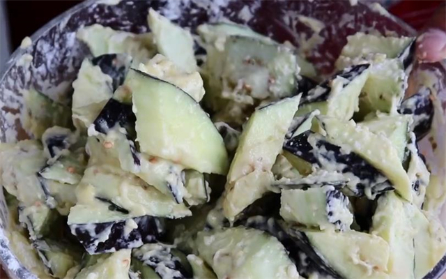 豆瓣酱|茄子最好吃的做法,教你简单一做,比吃肉还香,饭店里都吃不到