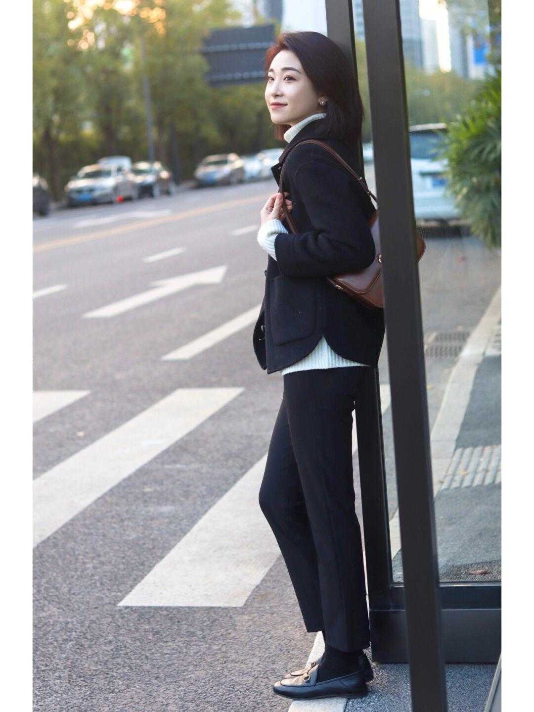 直筒裤 纯黑色直筒牛仔裤yyds!上班族、学生党都能穿,你也千万别错过