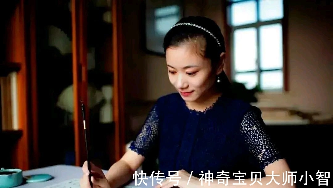 书法#美女书法博士,人长得那么有气质就算了,书法还写得那么好