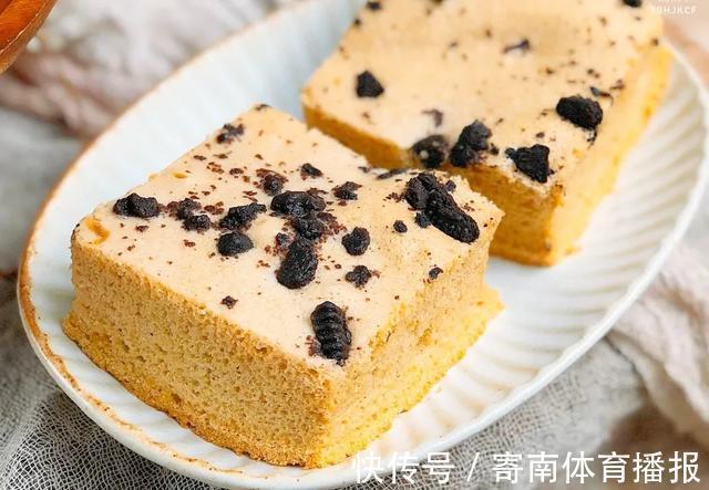 不用烤箱，一把平底锅就能做，店里一盒好几十，在家10块搞定一盘