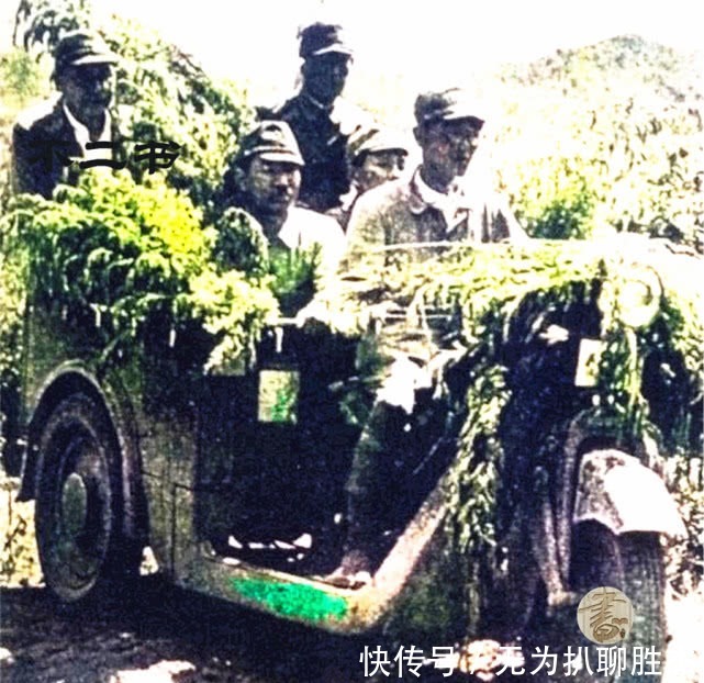 老照片|上色老照片：二战时期骑着摩托的侵华日军，脸上露出魔鬼式笑容