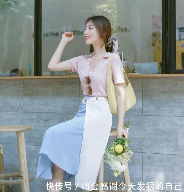 t恤|用精致的穿搭邂逅盛夏，温柔婉约的搭配，释放自身的魅力