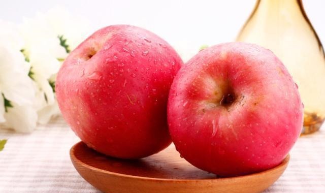 身体衰老|女性开始衰老,有3处变长,1处变圆,若一个不占,说明还年轻