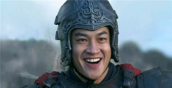 联手|六将之中最厉害的两个猛将，联手战吕布，多少回合能杀得了吕布？