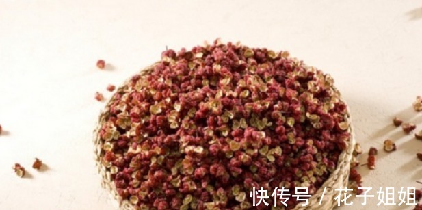 肉馅|调饺子馅，记住不要用料酒！巧用两招，去腥增香，还鲜嫩多汁！