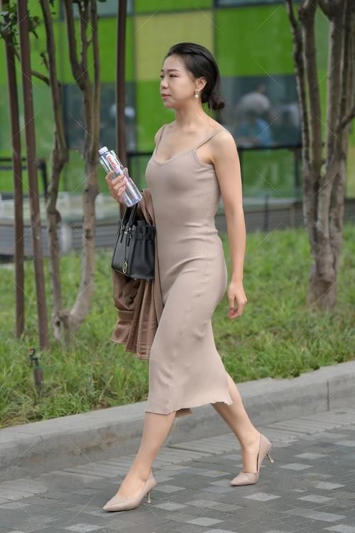 帅气风衣,简约舒适感十足,时髦耐看又大方