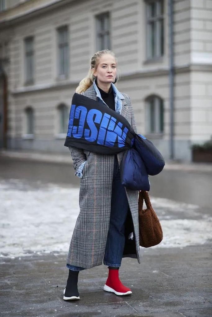  戴起来|天冷了，大围巾戴起来！