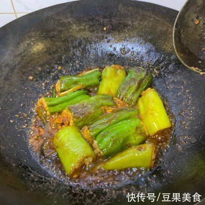  年夜饭易上手大菜-青椒酿肉