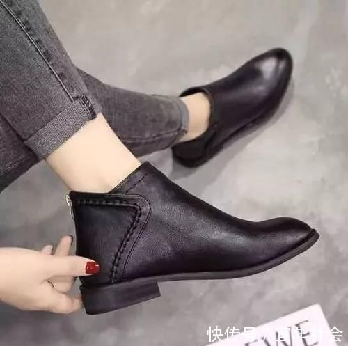 放大镜|鞋子挤脚?老司机教你2招,学会后鞋子怎么穿都舒服!