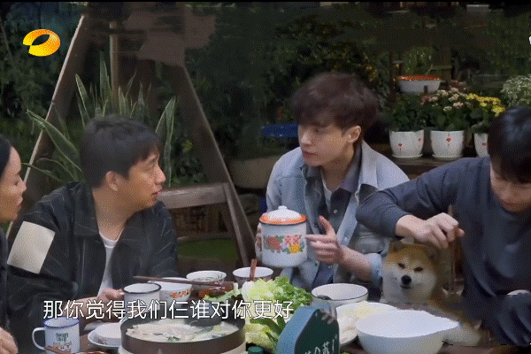 那英|向往的生活：張藝興被問“送命題”，黃渤吃醋喊話黃磊