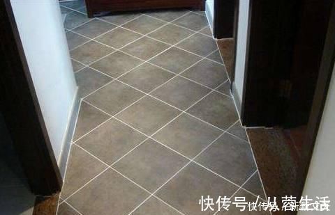 老师傅|为什么老师傅铺瓷砖都用美缝剂听他说完,后悔家里装错了