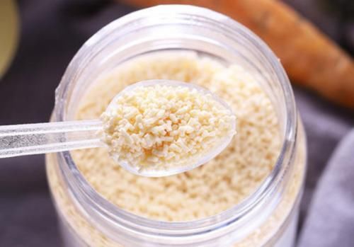 味精和鸡精都能提鲜，吃哪个更健康？不少人误解了，建议看看