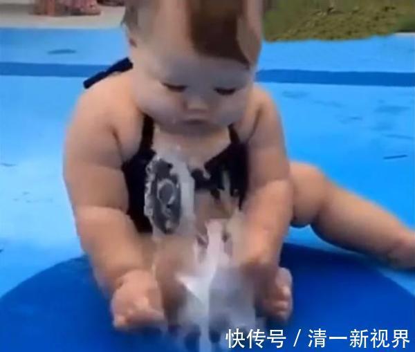 玩耍|1岁宝宝因玩耍堵住了喷泉,随后宝宝的遭遇让妈妈笑抽筋