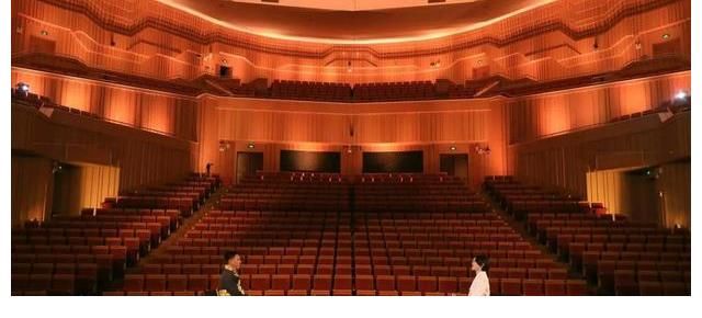 《向你致敬》收获好口碑 湖南卫视主旋律青春表达有新意