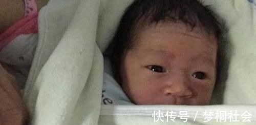 妈妈|孩子夜里若有这4种异常,说明身体进入猛涨期,妈妈们要抓住