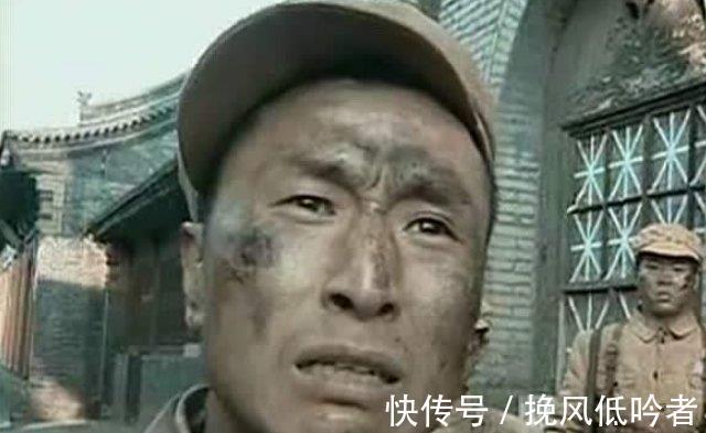 |《亮剑》因资金不够闹出不少笑话,骑兵团就俩马李云龙还要当群演