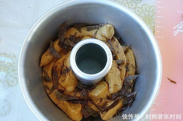 这是我吃过的最好吃的面包,没有之一,不用造型,做法真简单!