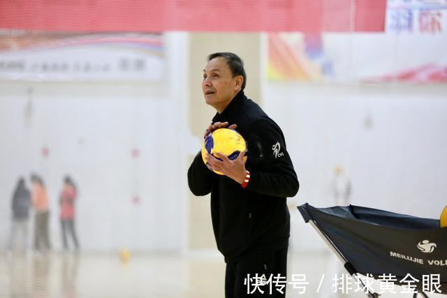 张常宁|江苏女排3喜事助力争冠!2大短板将被弥补,劲敌实力断崖式下滑