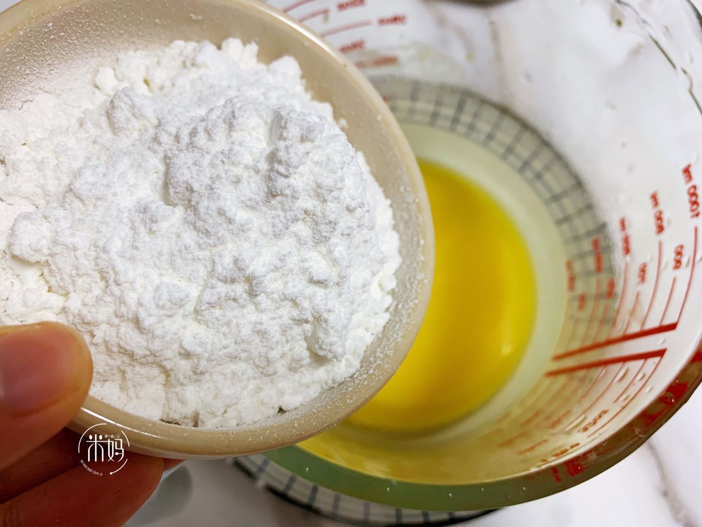 自从学会了这点心，女儿两三天就要吃，外酥里糯还拉丝，总吃不腻