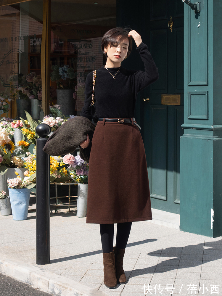 针织衫|2022还穿什么牛仔裤?气质女人赶紧备上半身长裙,优雅时髦显气质