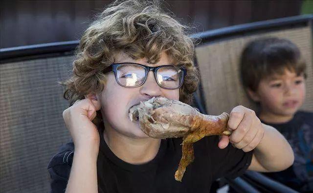 妈妈|掏心掏肺对孩子好是毁娃神器?李玫瑾:做到3不惯,娃少走弯路