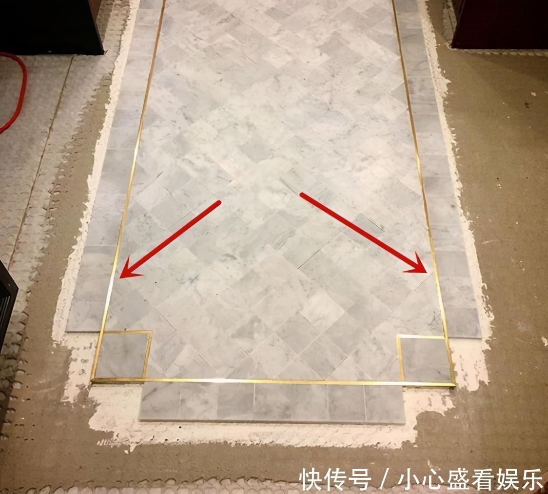 t字型|处理瓷砖缝又添新方式,比美缝更好看,学着这样去装家里更时尚