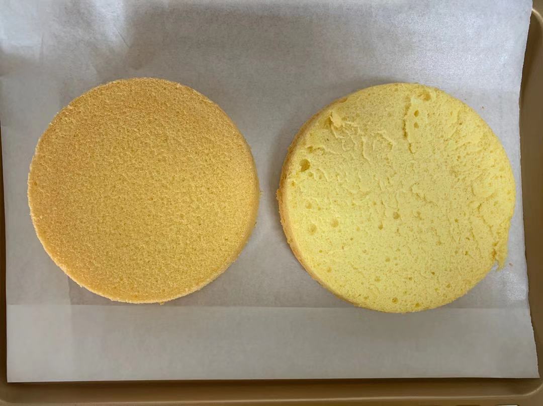 这蛋糕比肉松面包还好吃,奶香浓郁,细腻香软,咬一口还爆浆