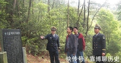 文物局!农民无意间发现一块石碑,上报博物馆,专家从石碑上发现一秘密!