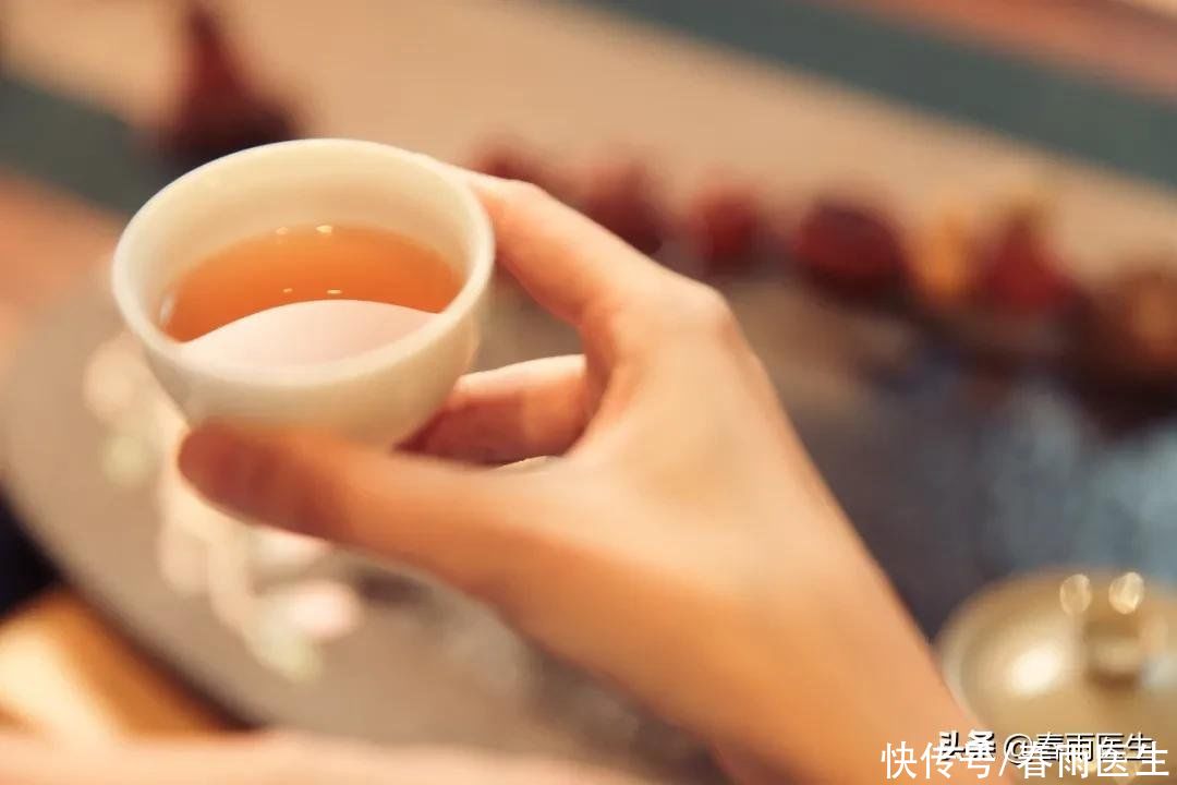 龋齿|喝茶好处多，但茶叶放多了可就伤身了