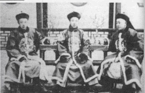 列强|辛丑条约中，上了列强惩戒名单的大臣，最终的结局如何呢？