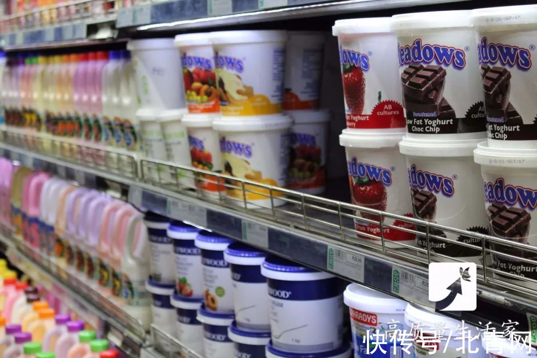 牛奶|喝牛奶时千万别吃它，对身体有大危害