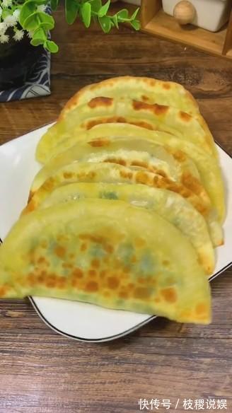 零技巧韭菜盒子，不用和面，省时省力超简单，厨房小白一学就会