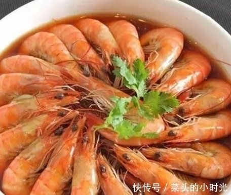 牙签|今天才知道去虾线这么简单,只需用一根吸管,太省事了!