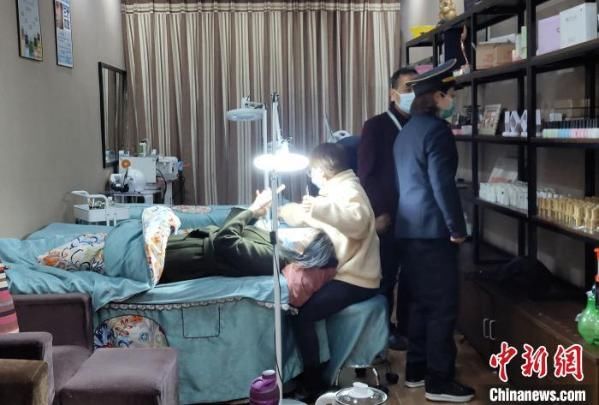 医疗美容|吸脂减肥又现惨剧,谁在助推容貌焦虑?