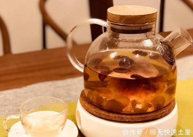 给尿酸高的人提个醒这4种食物比海鲜嘌呤还高,建议能避则避