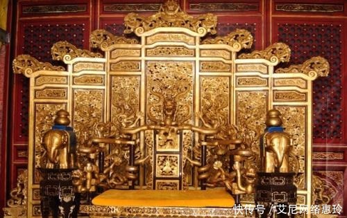 龙椅只|故宫龙椅为何坐不得?这个人曾经有机会坐,却怎么都没敢坐!
